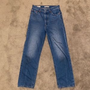 Levi’s Ribcage Jeans Size 26